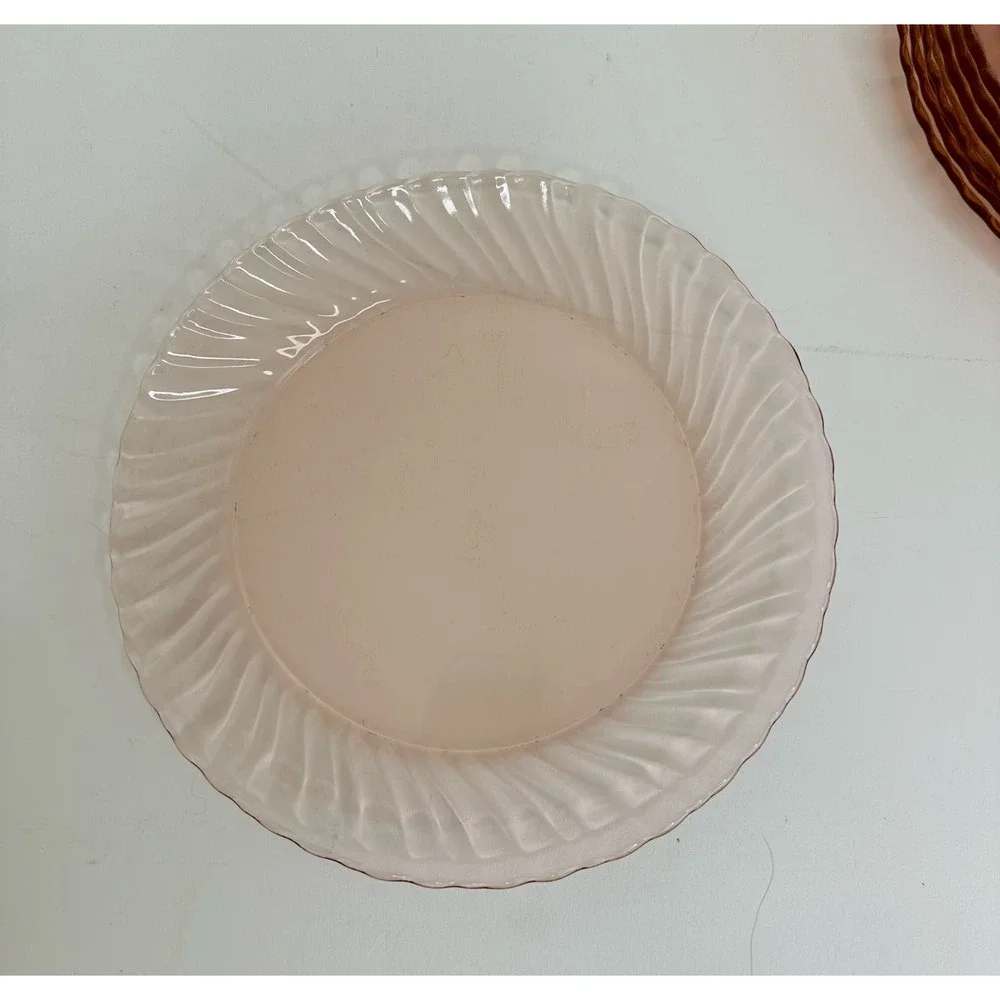 Set/2 Vtg Arcoroc Pink Swirl Luncheon Plates 8 7/8